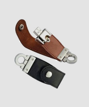 Pen drive em couro | Print Show Gravações